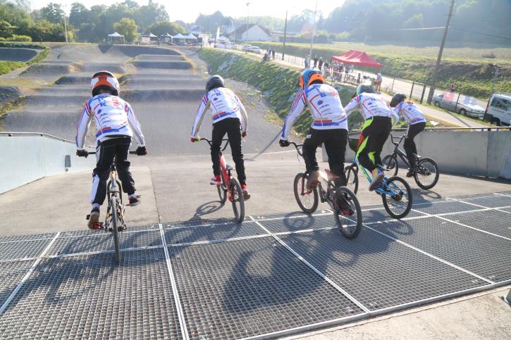 BMX Liévin depart de course